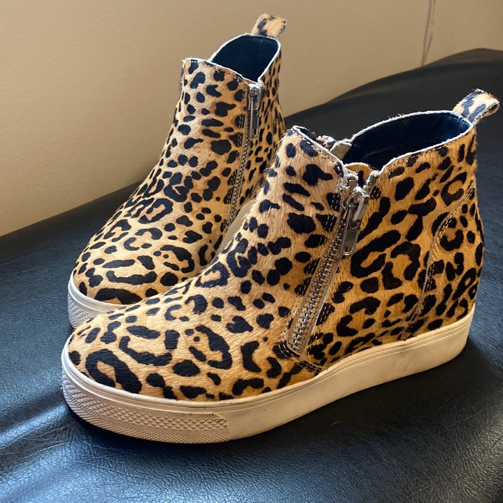 Steve Madden Leopard Hightop / Wedge Sneakers